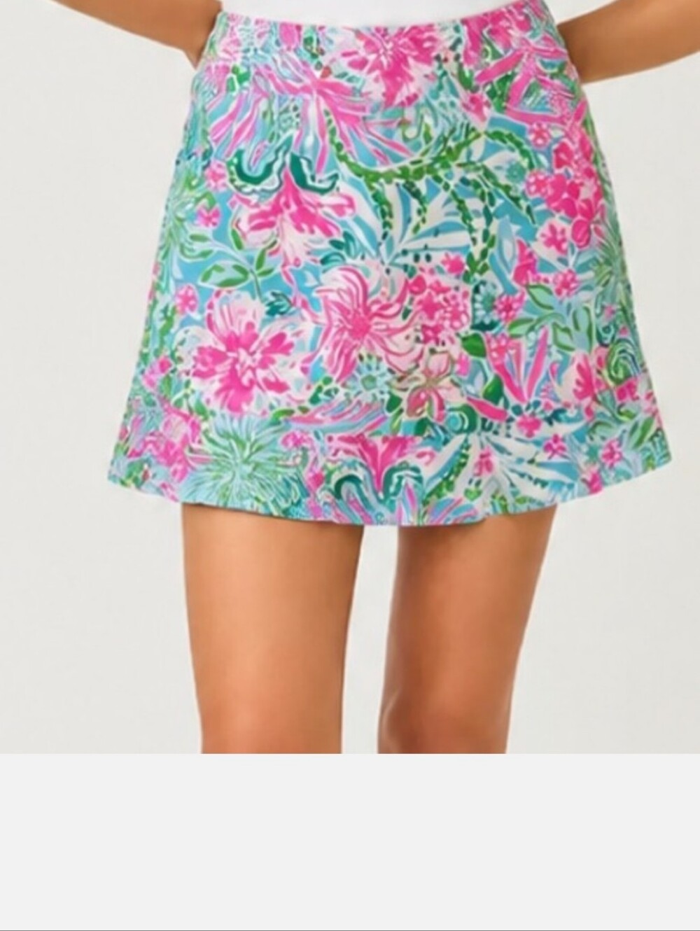 Lilly Pulitzer Zadora High Rise Luxletic UPF +50    Skort "Leaf It Wild" M
